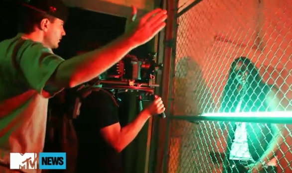 2Chainz and Decatur Dan start a 'Riot' on MTV News - Published 3/28/2012