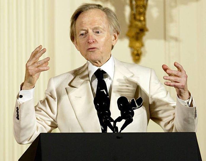 Tom Wolfe 696x544