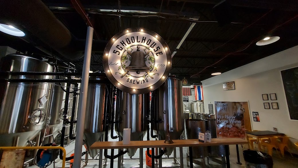 Schoolhouse Brewing Interior